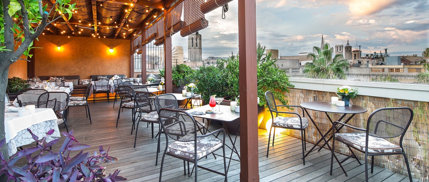 princesa hotel roof lounge